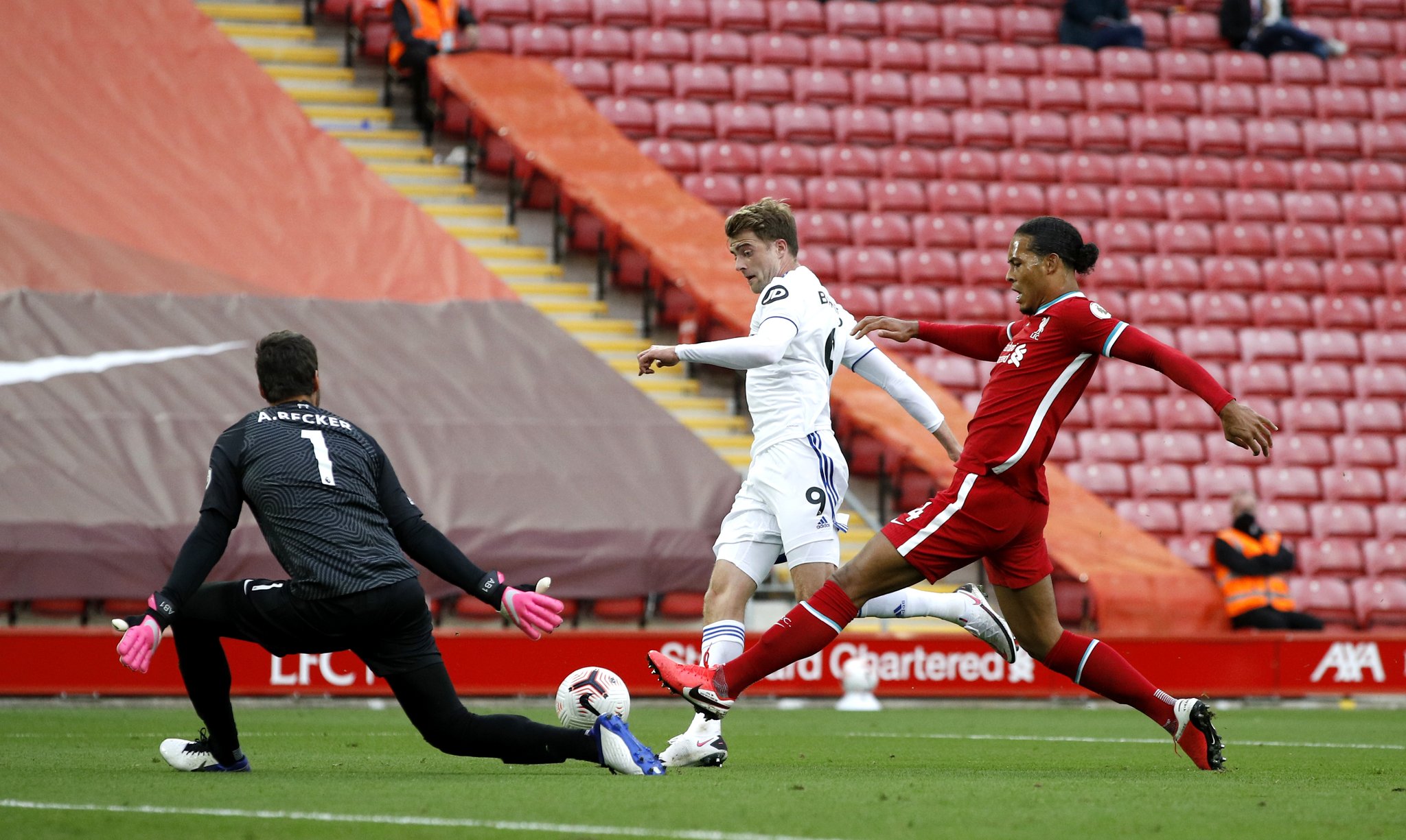 一家俱乐部 一家俱乐部